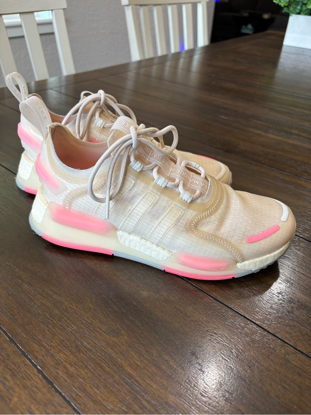 Adidas NMD_V3 Wonder White Pink Boost Sneakers Women’s Size 7 GX5785